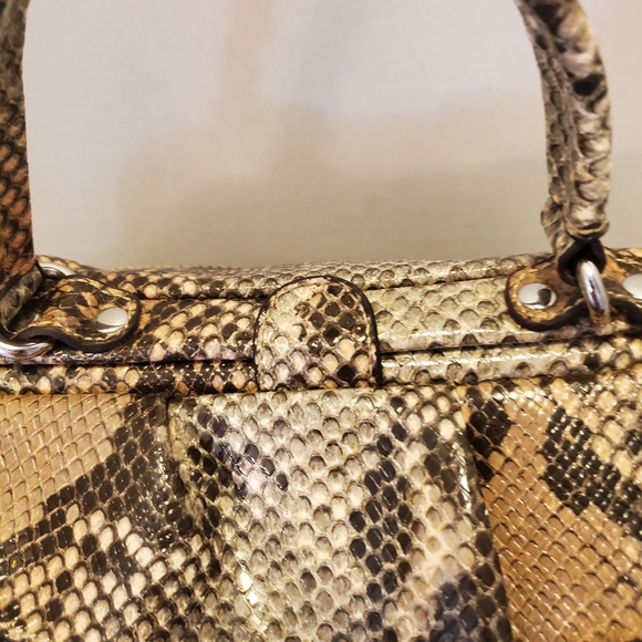 Snakeskin With Ruffles Shoulder Bag By Nicole Miller - Picture 9 of 9